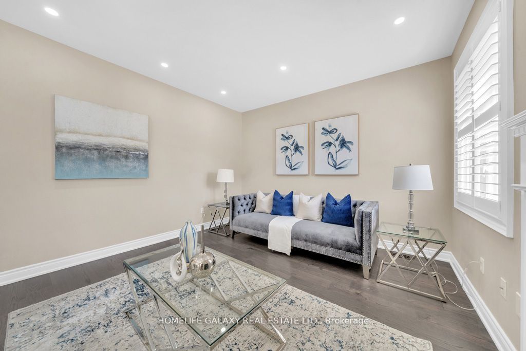11 Donald Powell Cres