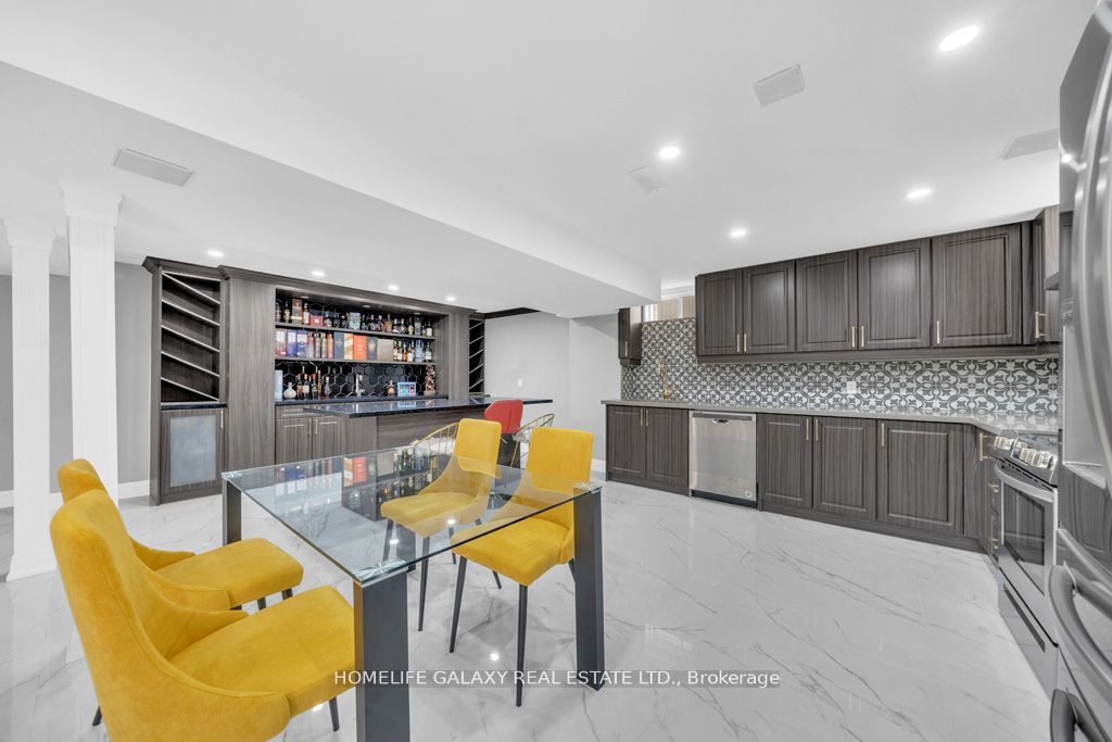 11 Donald Powell Cres