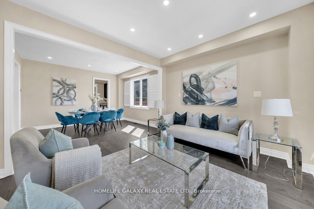 11 Donald Powell Cres