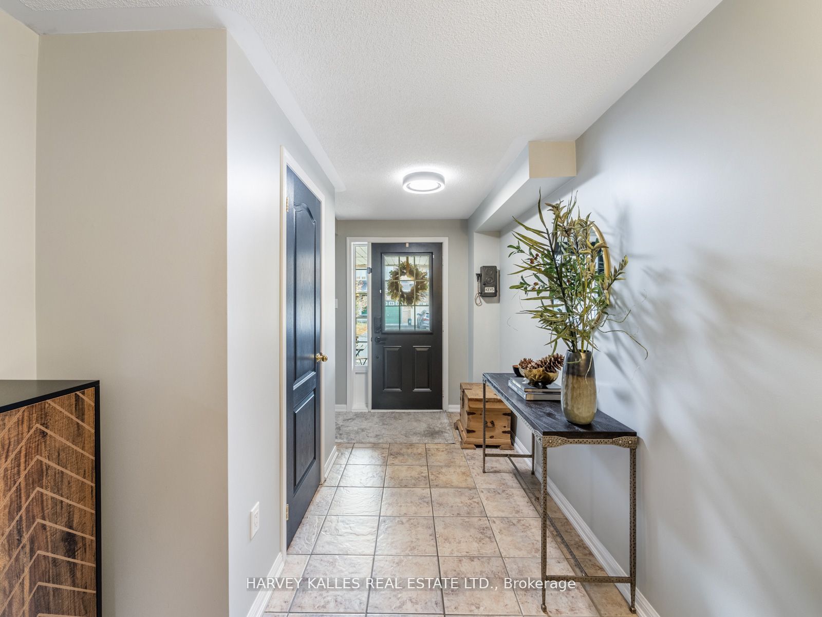 83 Barkdale Way