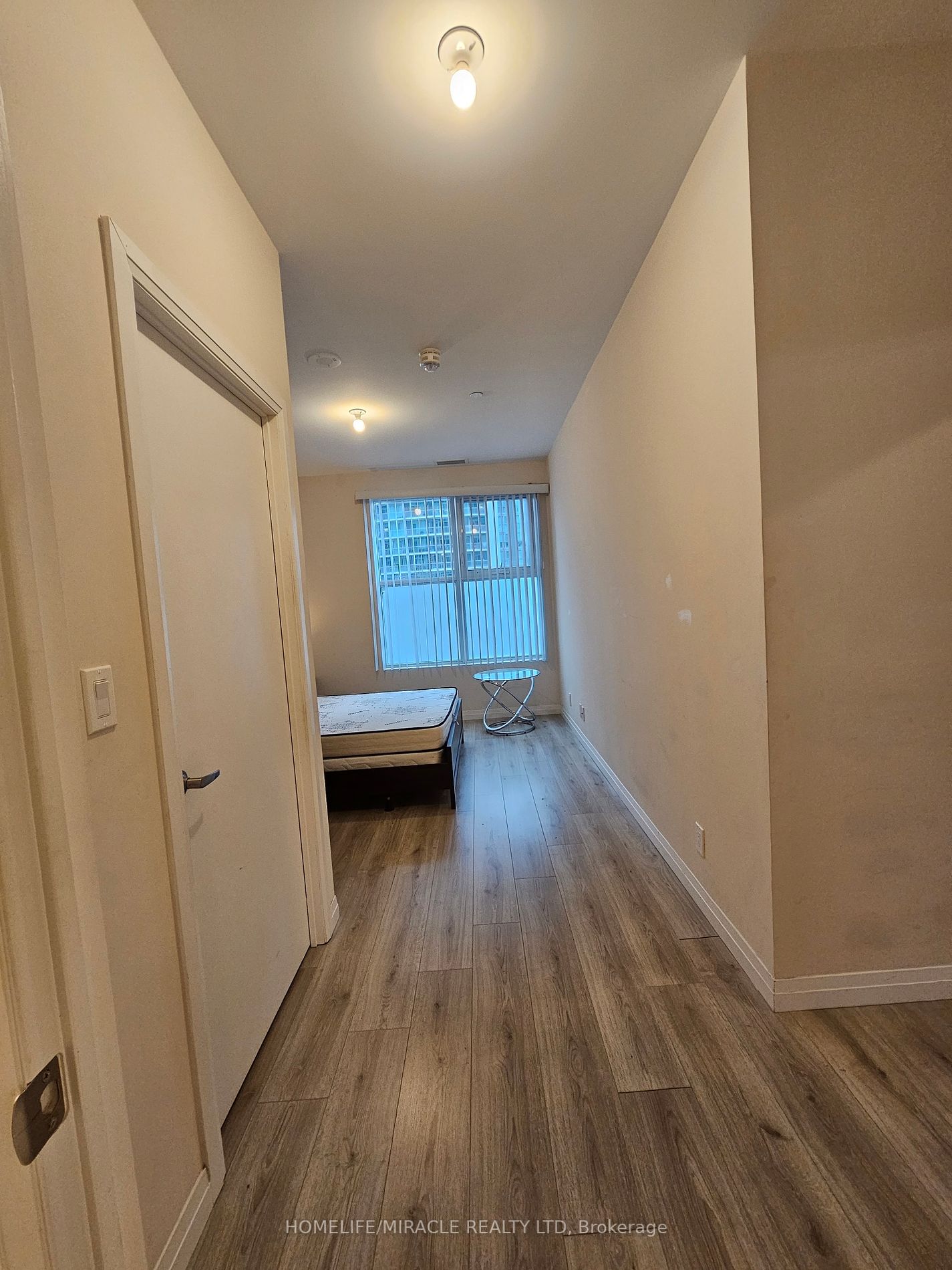 2152 Lawrence Avenue E, #101
