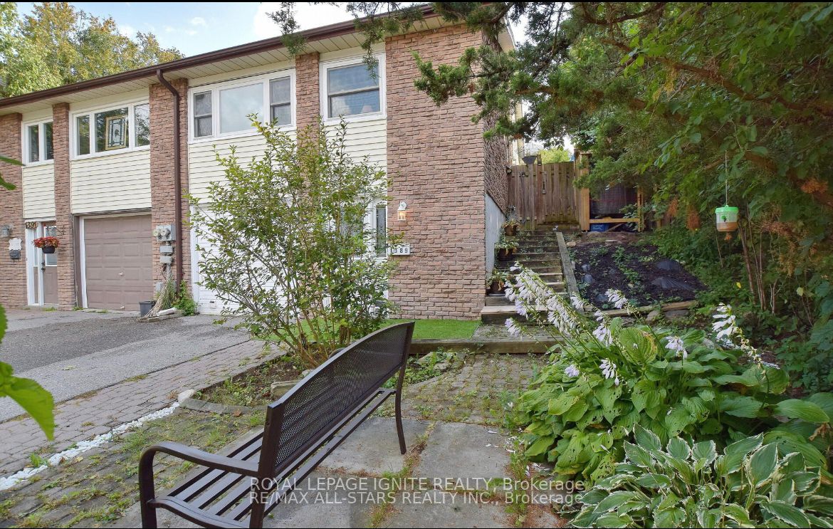 1389 Palmetto Dr