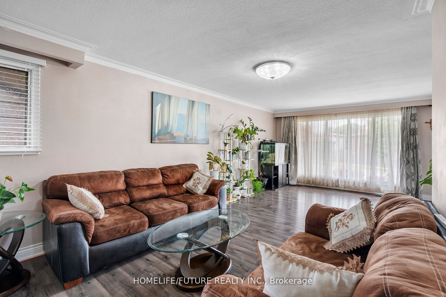 8 Albacore Crescent
