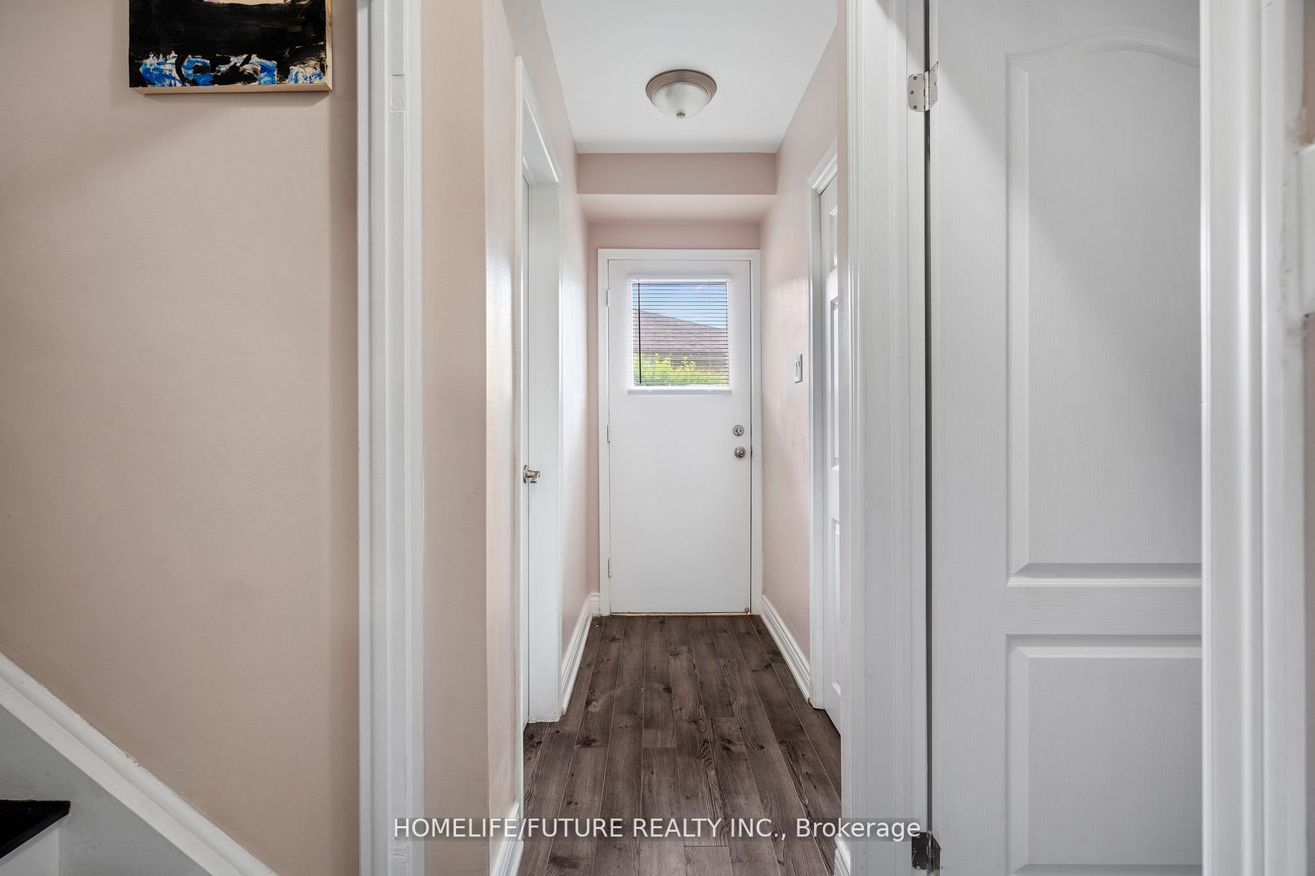 8 Albacore Crescent