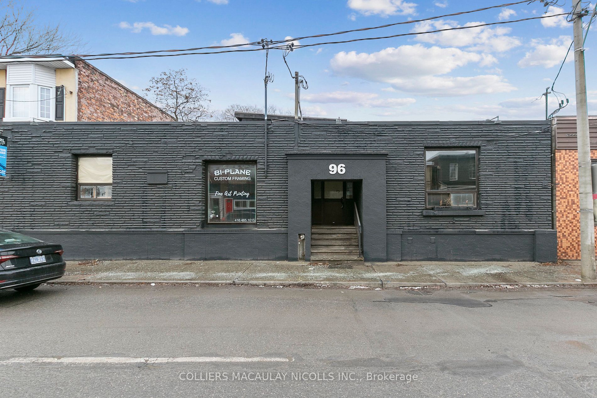 96 Carlaw Ave