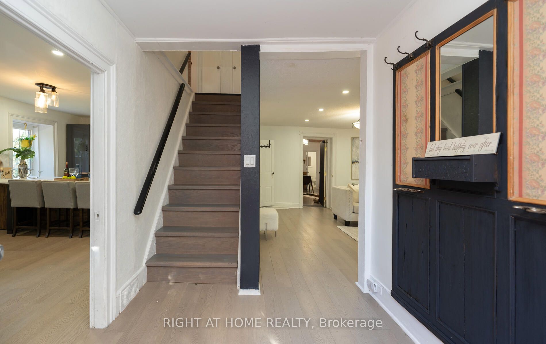 2319 Wildwood Cres