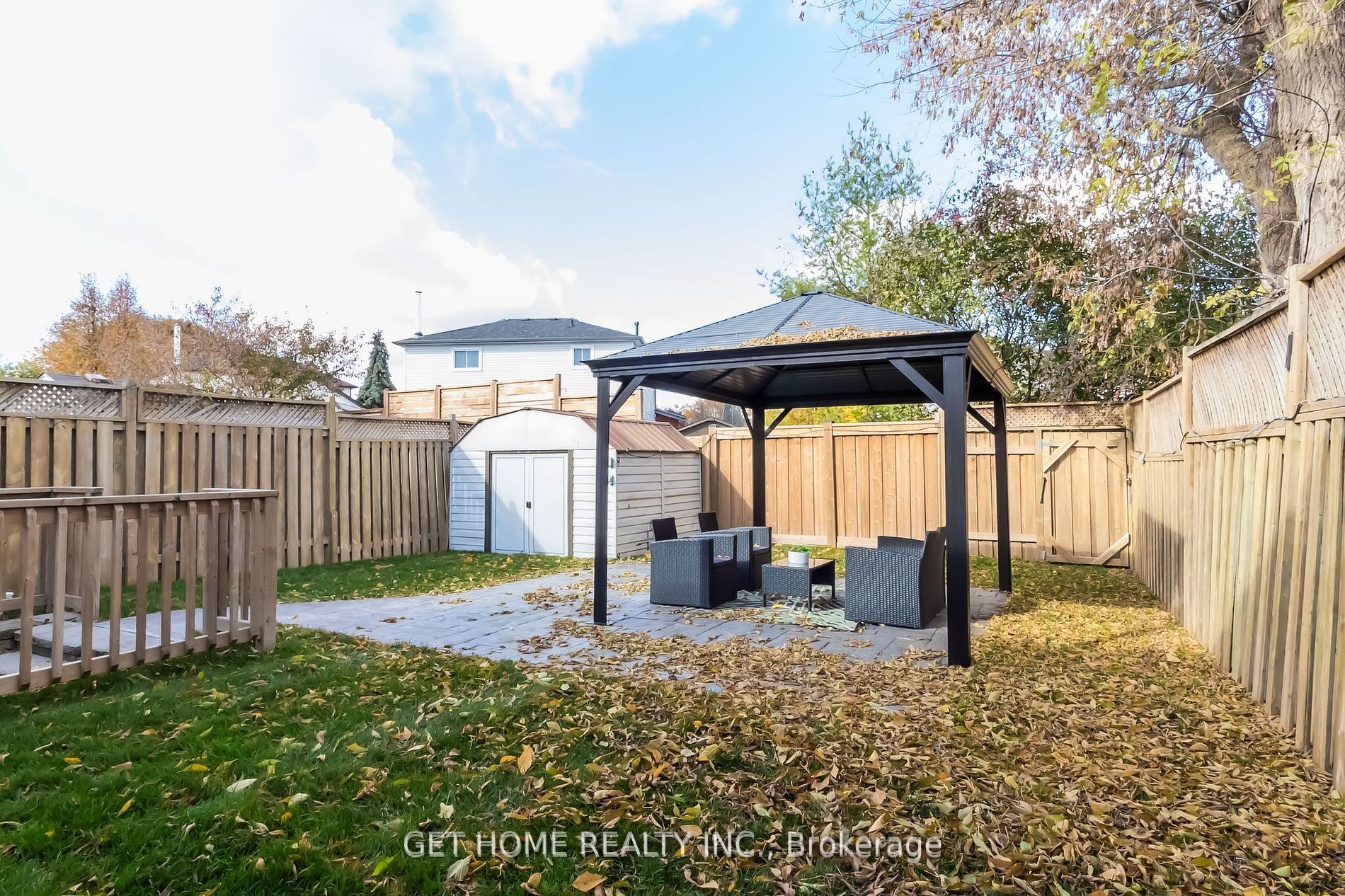 69 Broadlands Cres