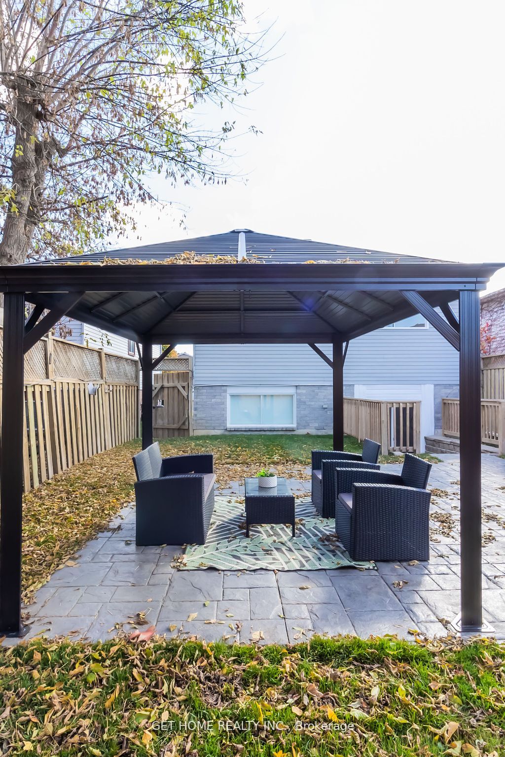 69 Broadlands Cres
