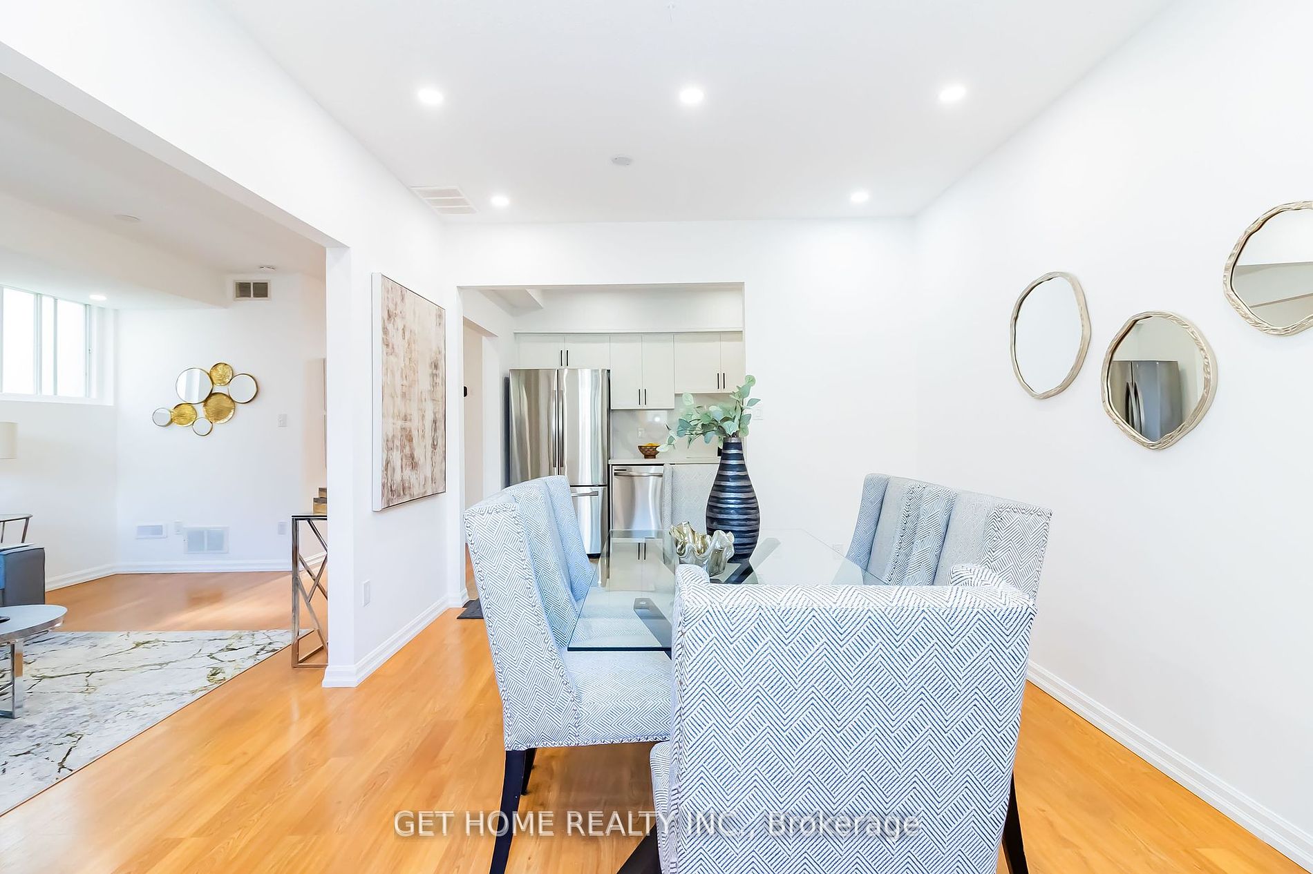 69 Broadlands Cres