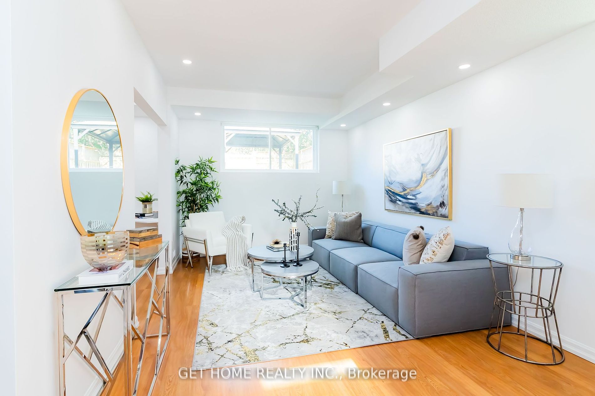 69 Broadlands Cres