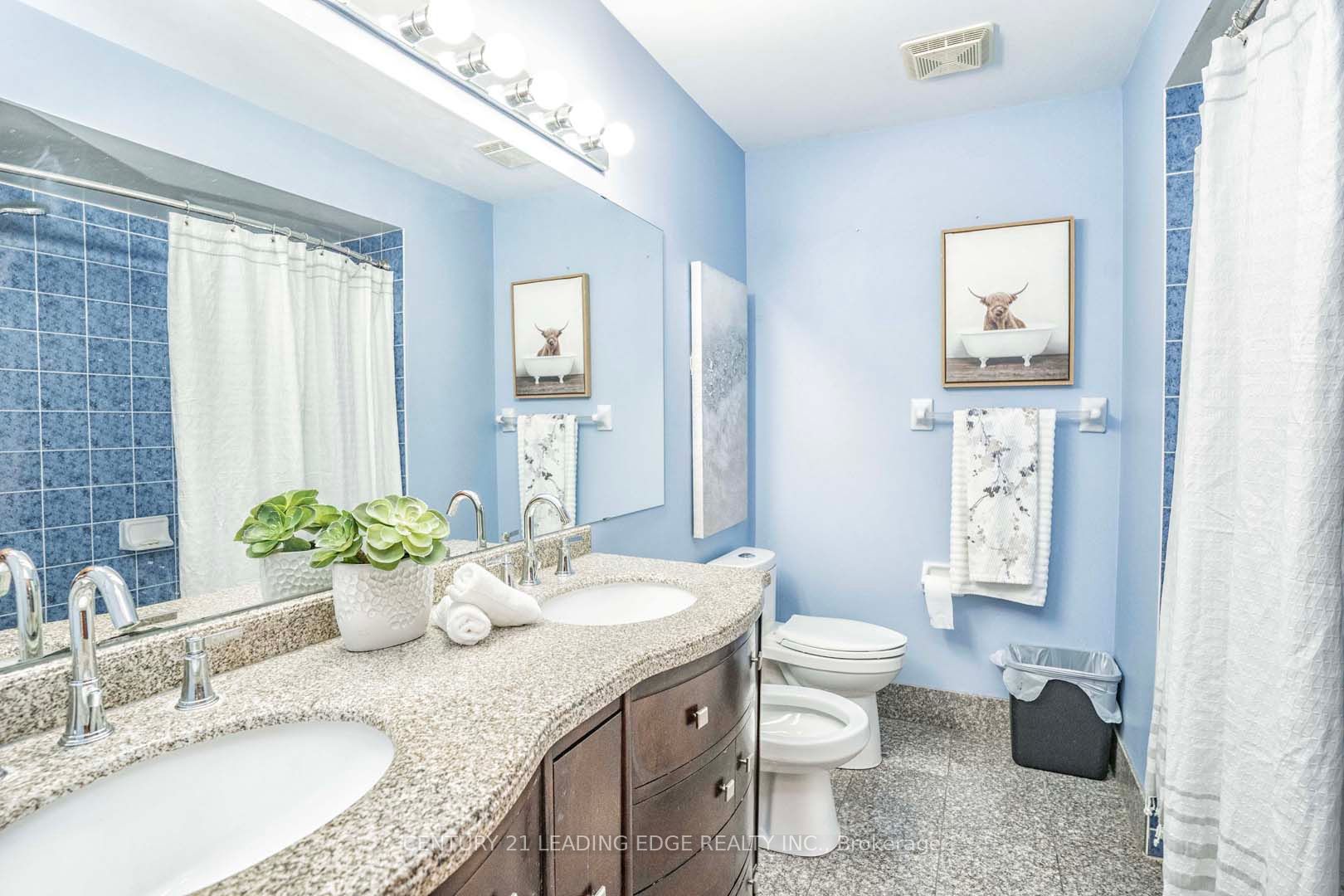 105 Hopkinson Cres