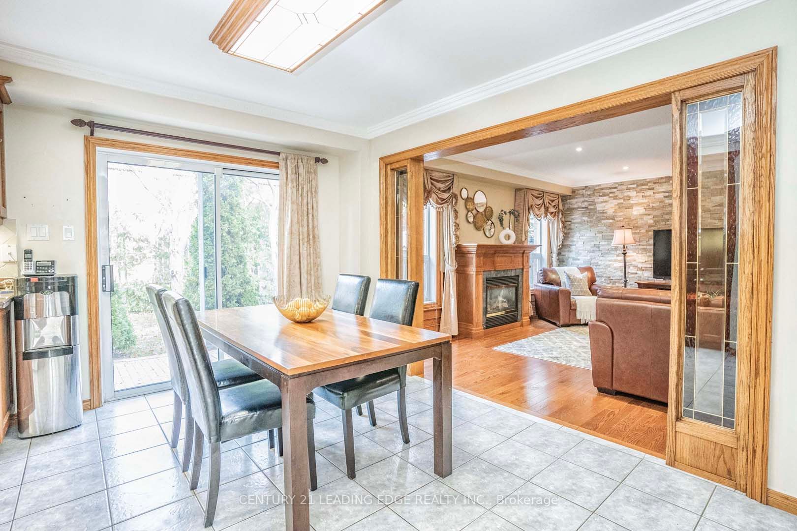 105 Hopkinson Cres
