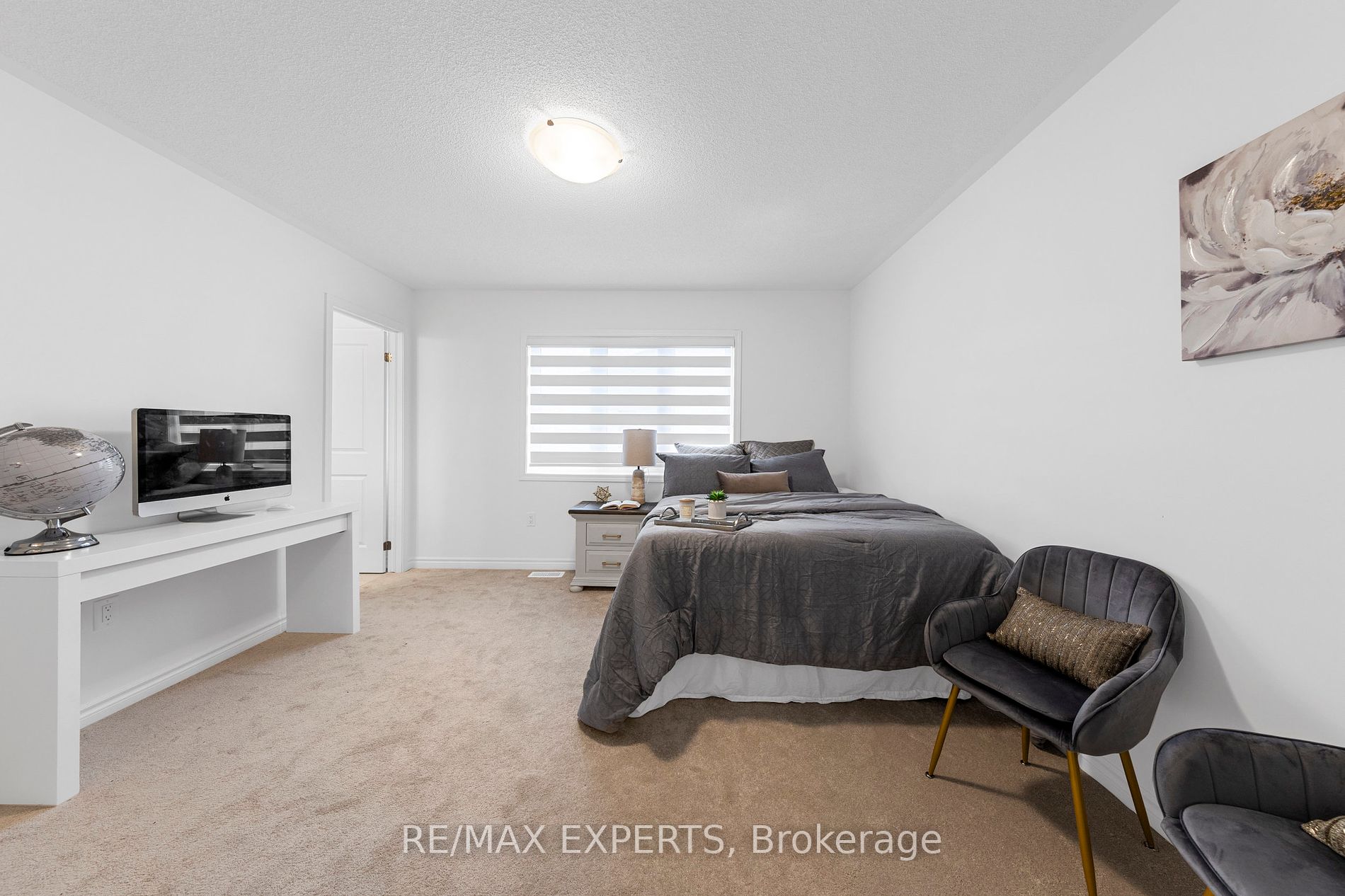 1508 Honey Locust Pl