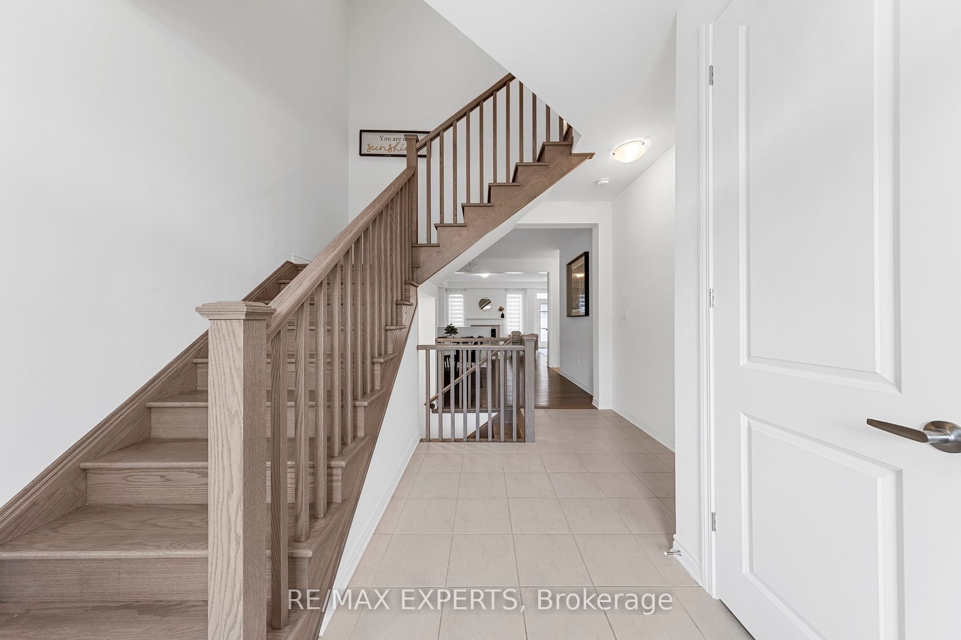 1508 Honey Locust Pl