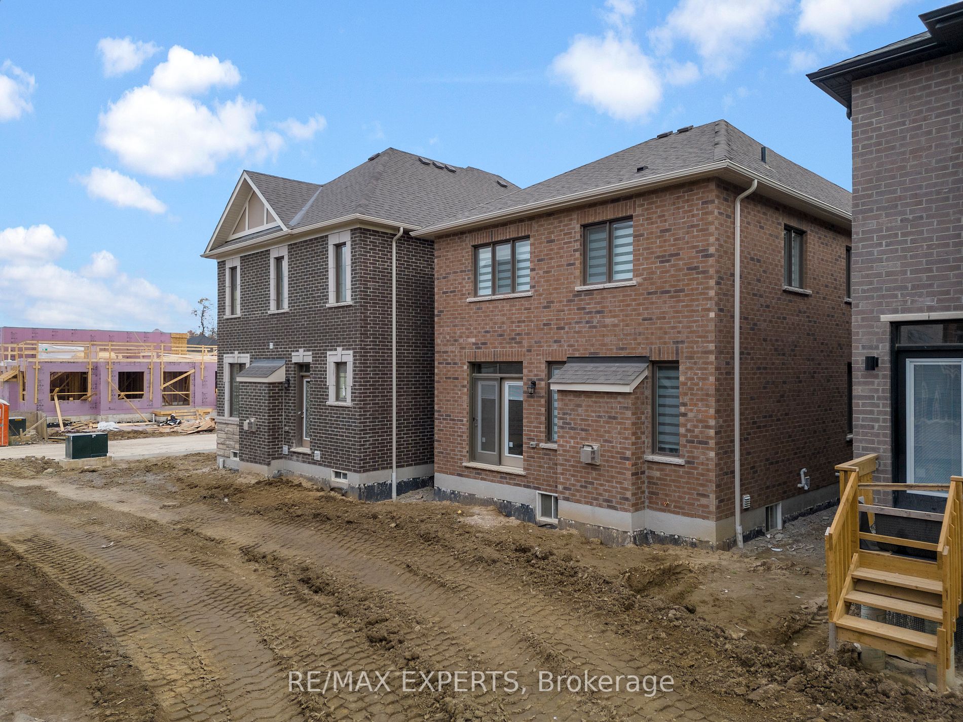 1508 Honey Locust Pl