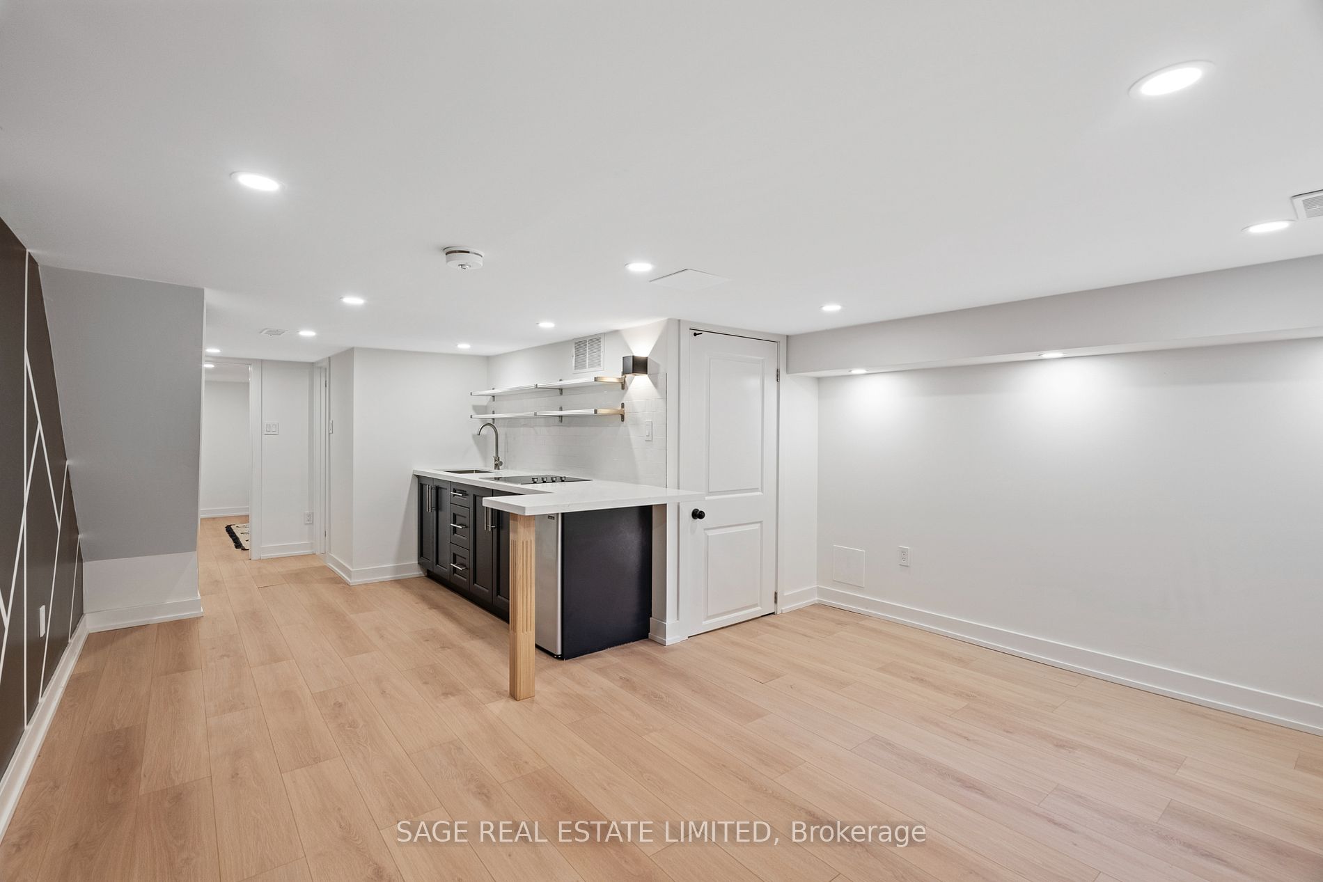 483 Milverton Boulevard
