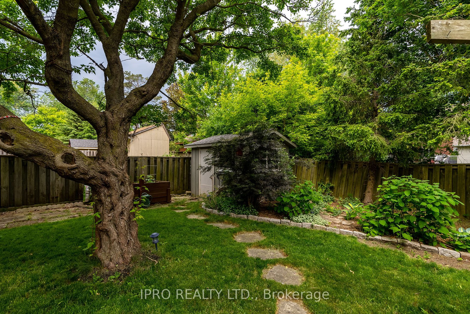 485 Maple Ave