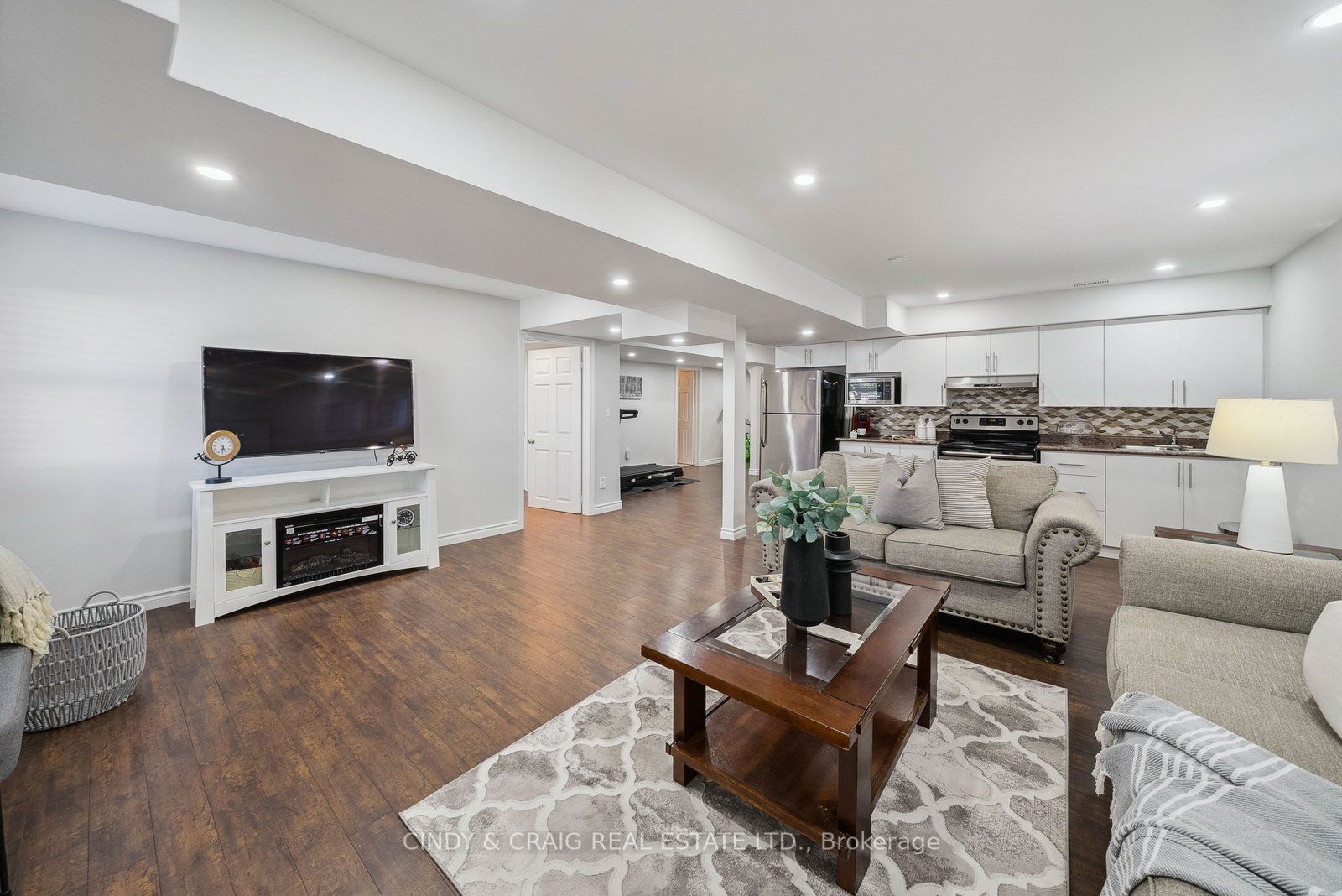 2215 Prestonvale Rd