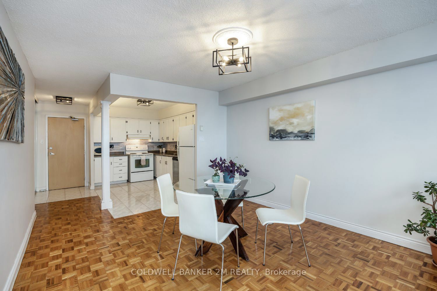 3380 Eglinton Ave E, #1806