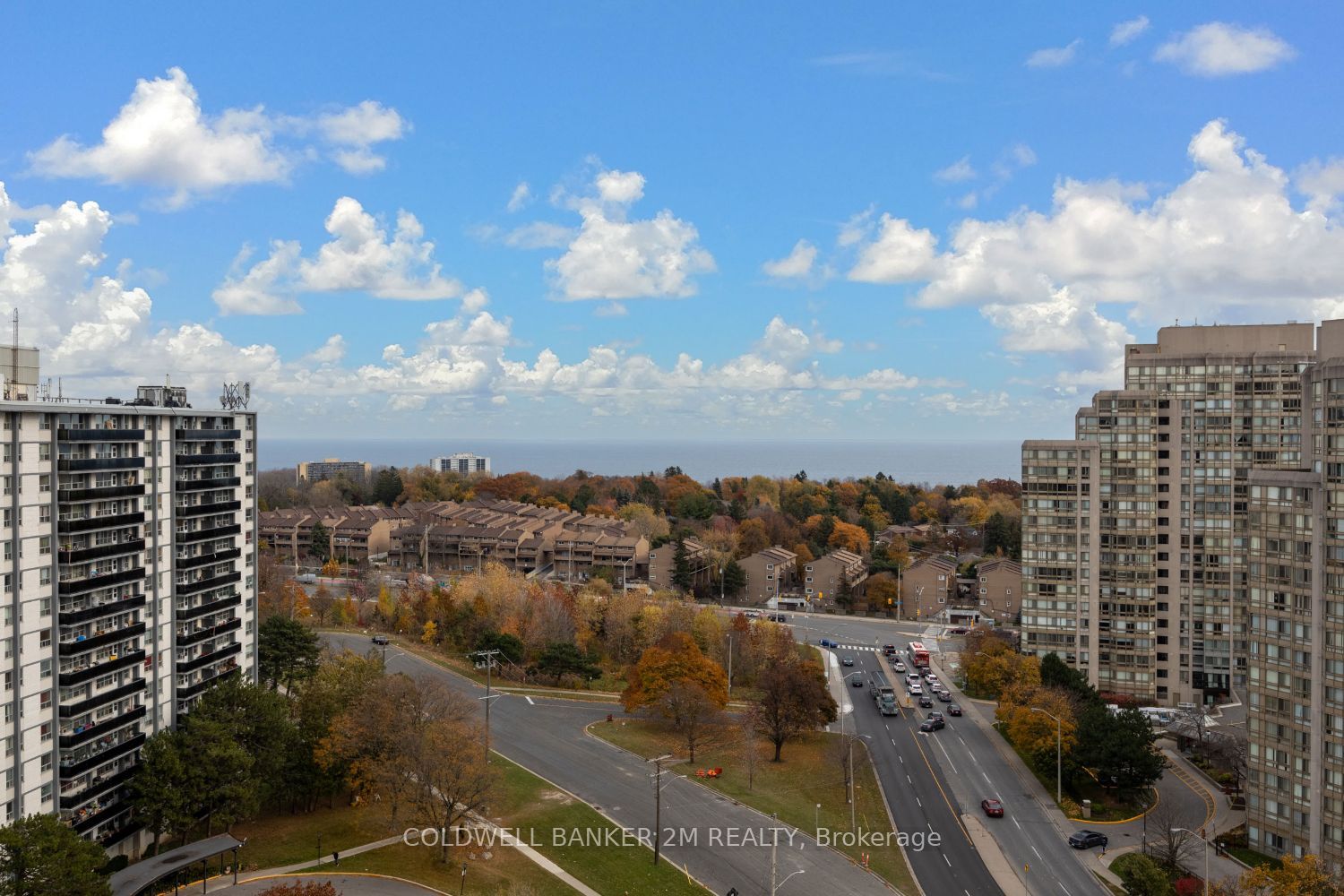 3380 Eglinton Ave E, #1806