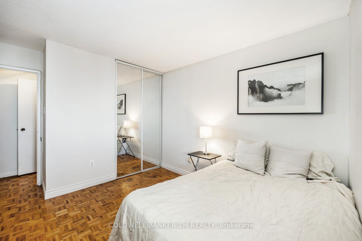3380 Eglinton Ave E, #1806