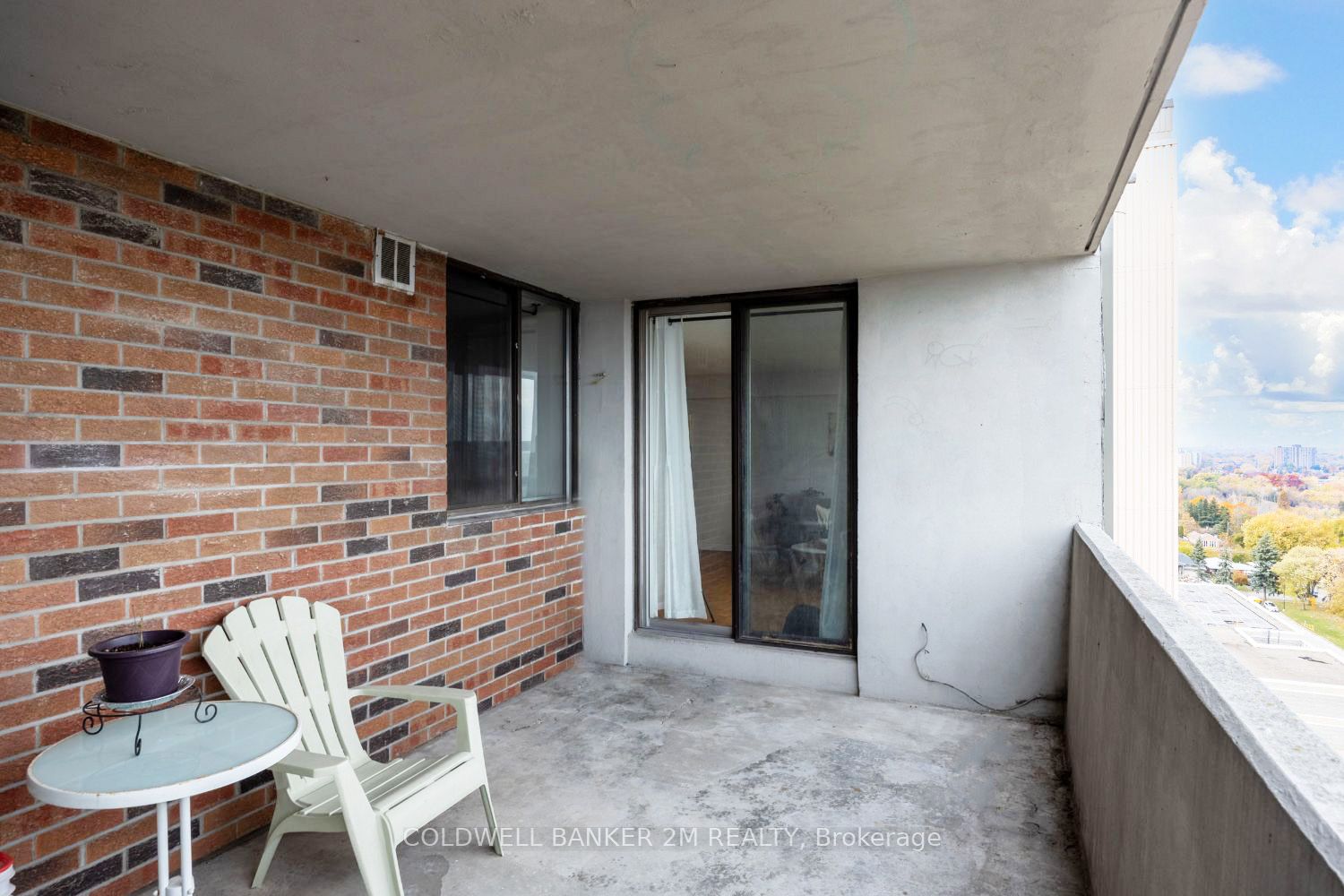 3380 Eglinton Ave E, #1806