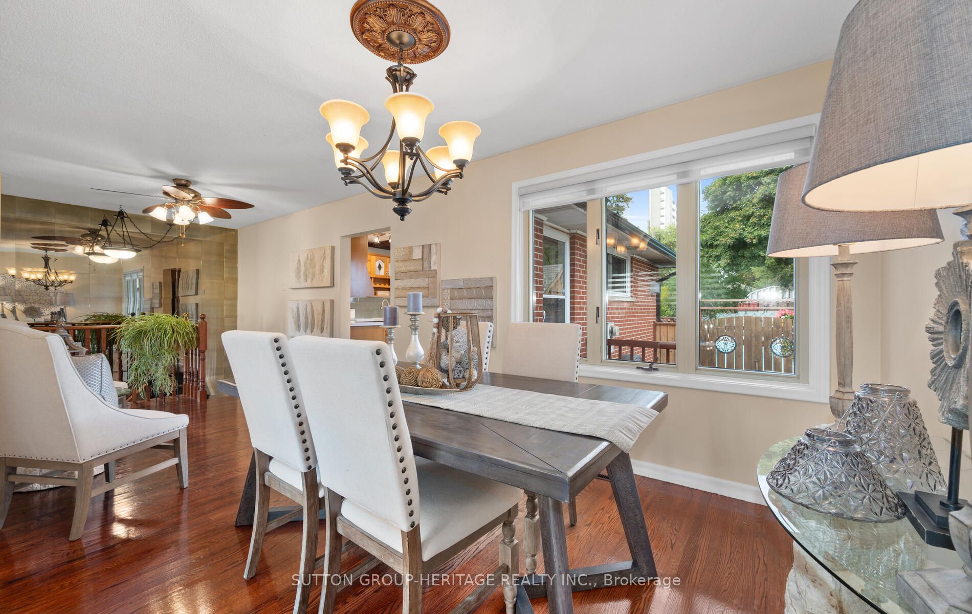 38 Churchill Rd