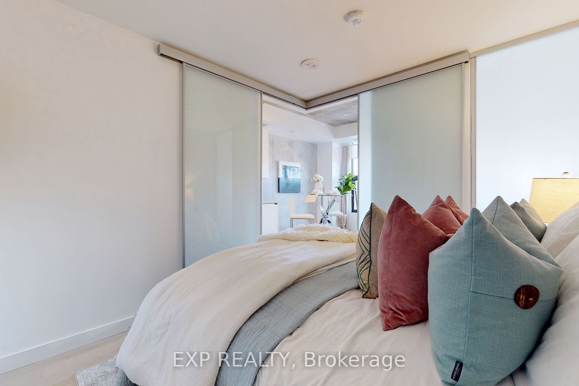 246 Logan Ave, #319