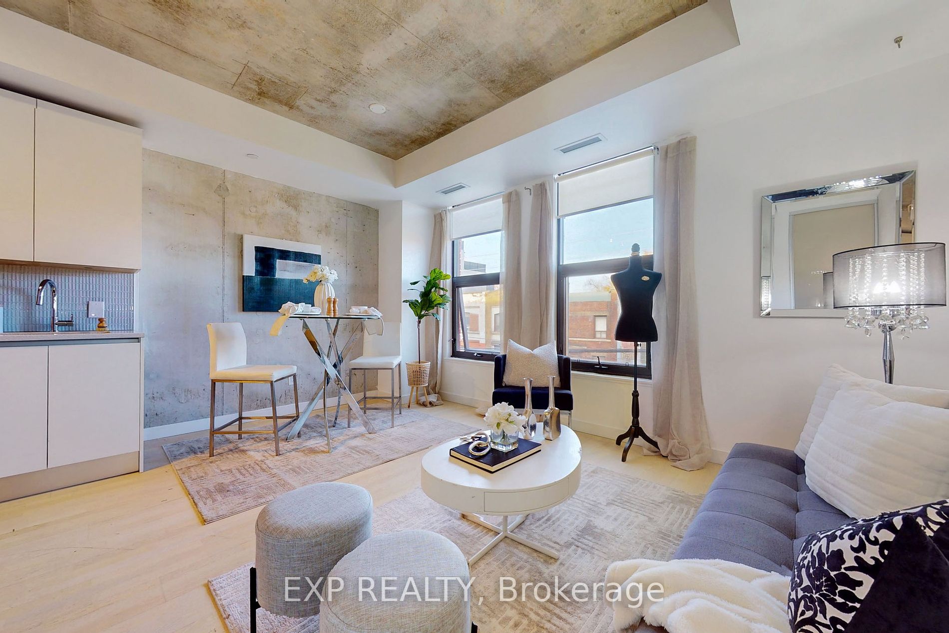 246 Logan Ave, #319