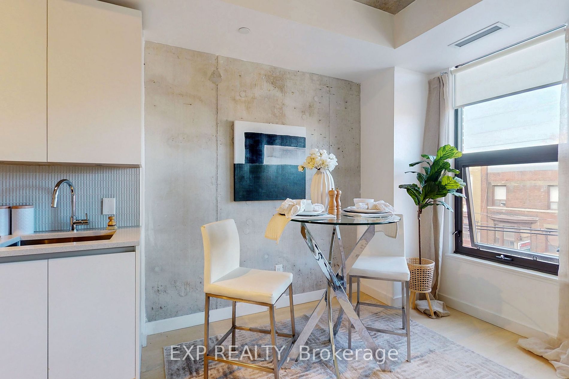 246 Logan Ave, #319