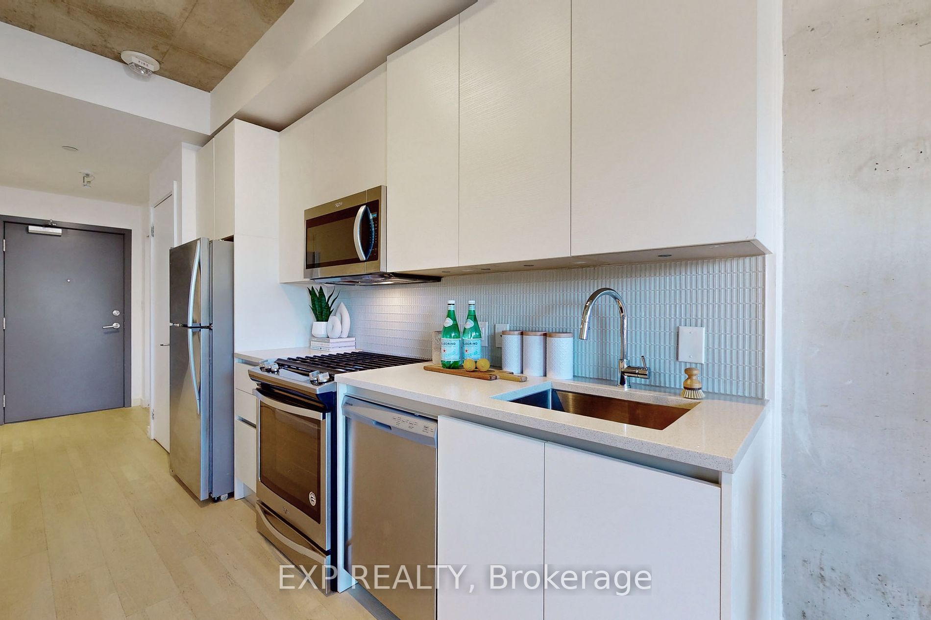 246 Logan Ave, #319