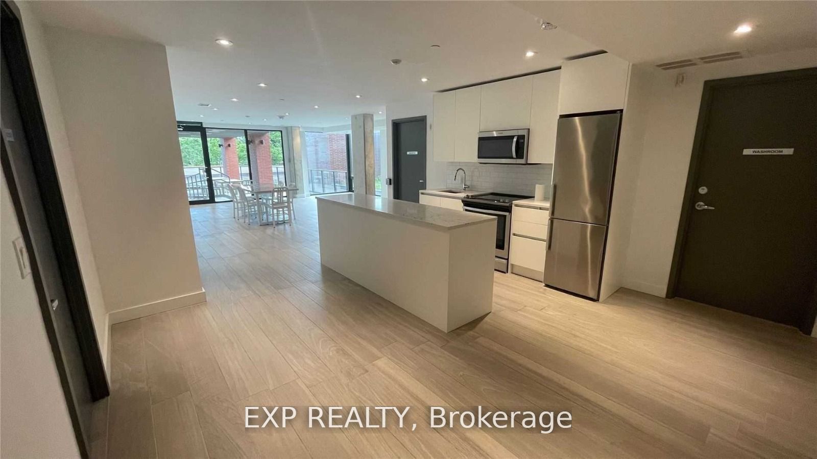 246 Logan Ave, #319