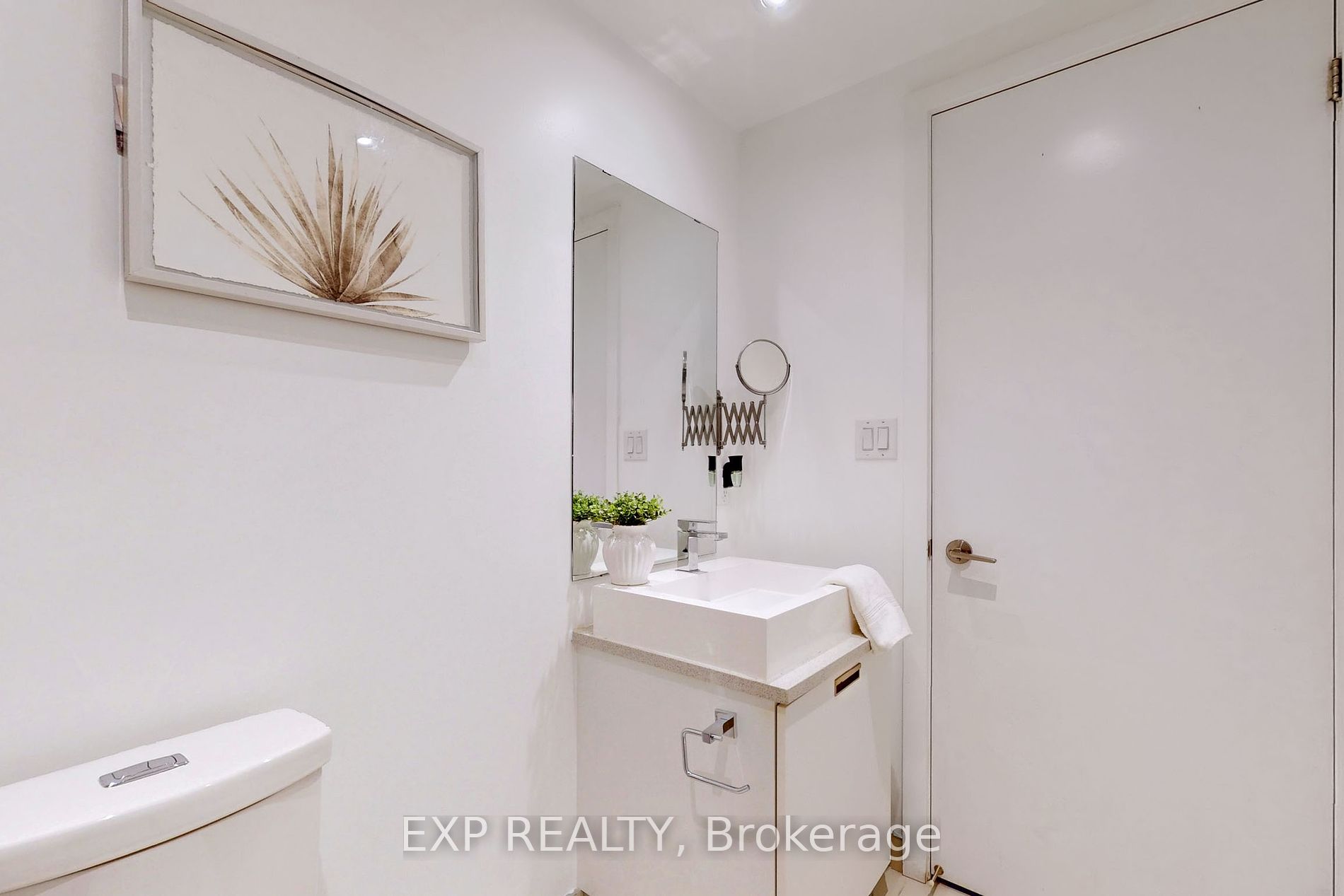 246 Logan Ave, #319