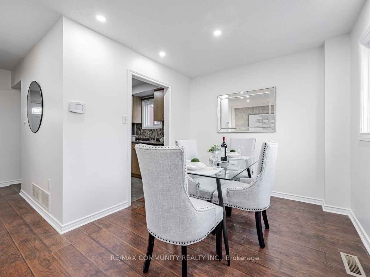 99 Radford Dr