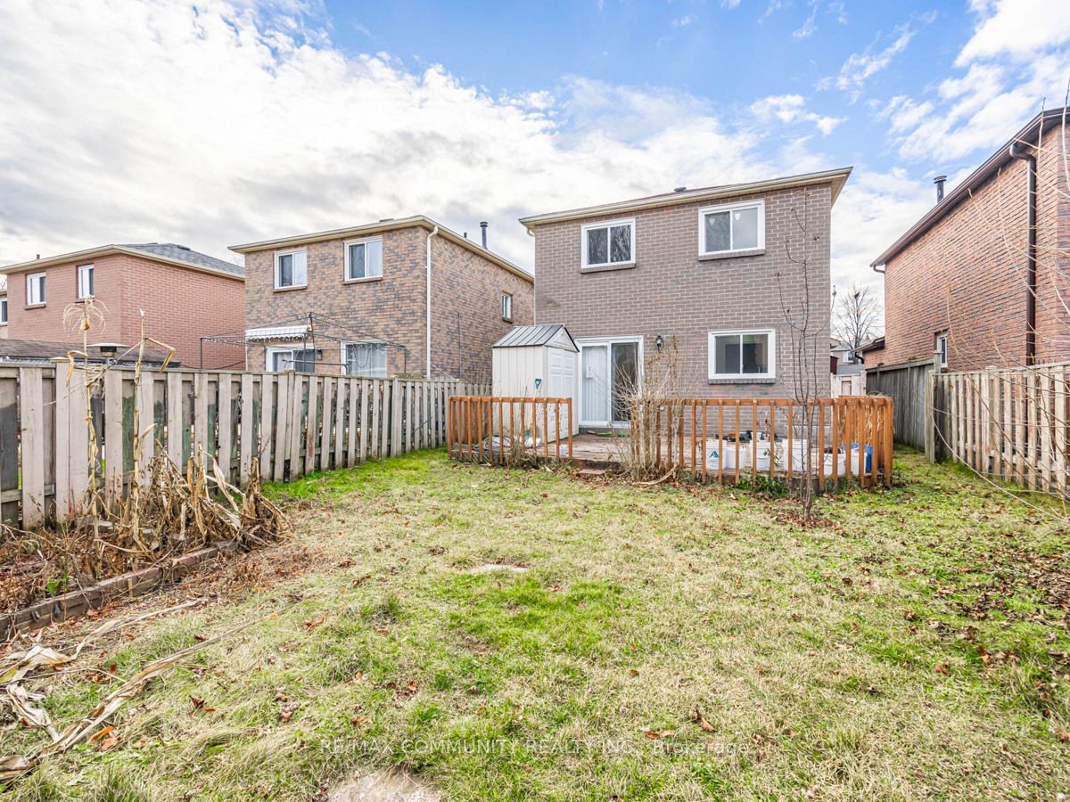 99 Radford Dr