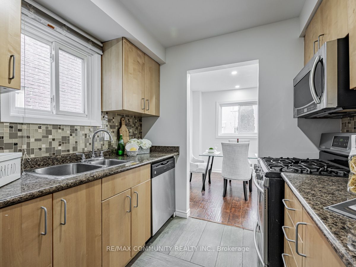 99 Radford Dr