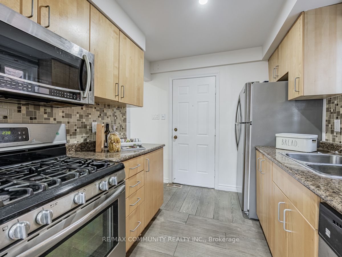 99 Radford Dr