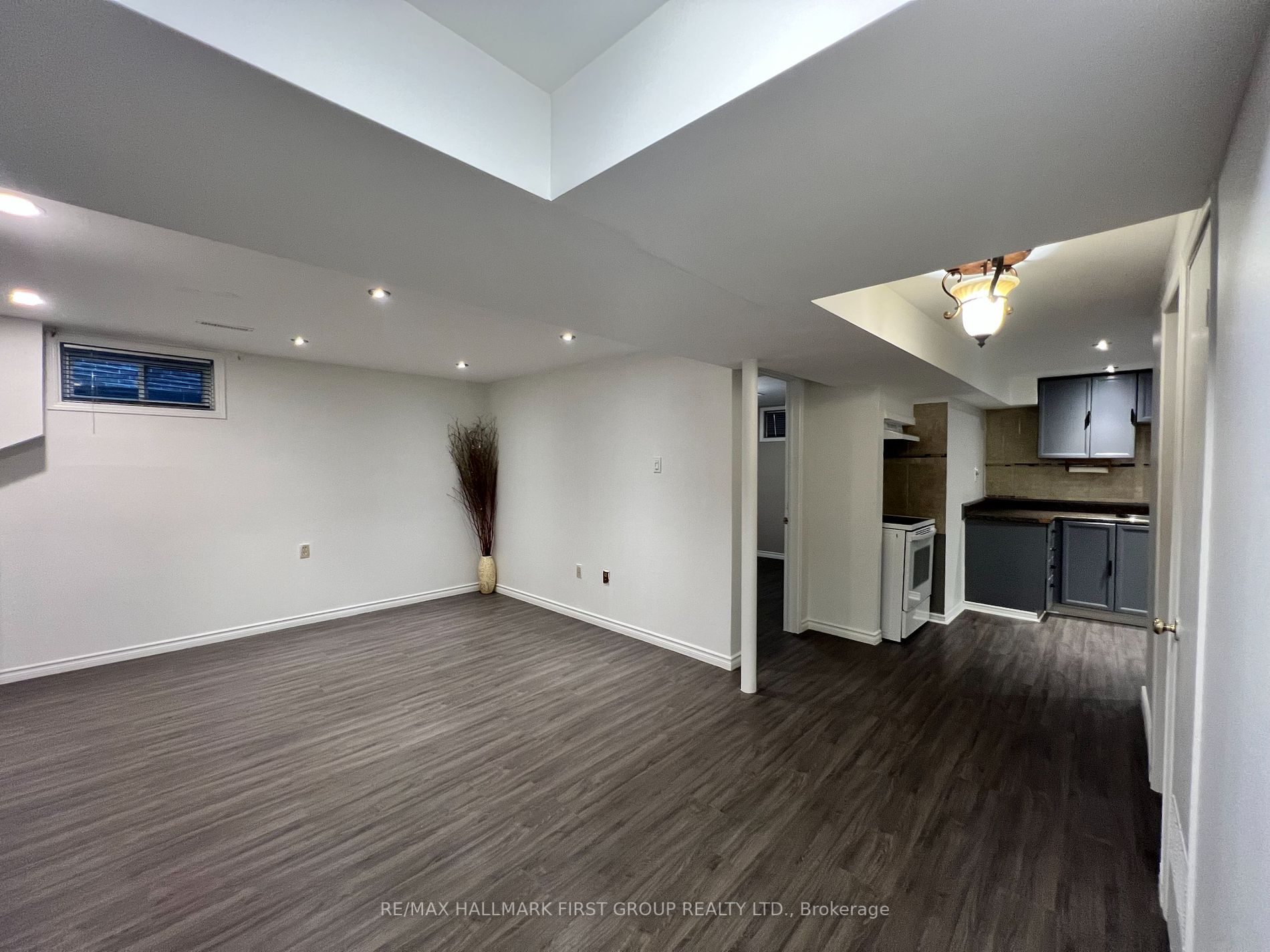 1731 Echo Point Court