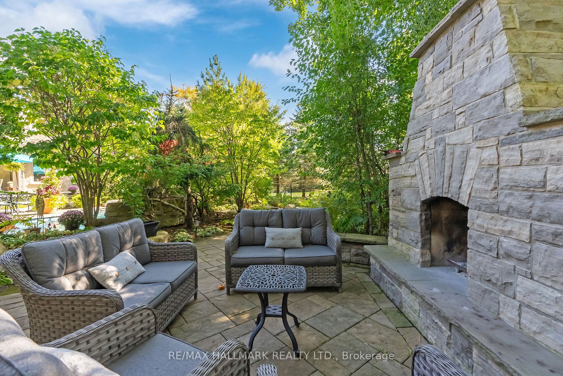 6 Wilson House Dr