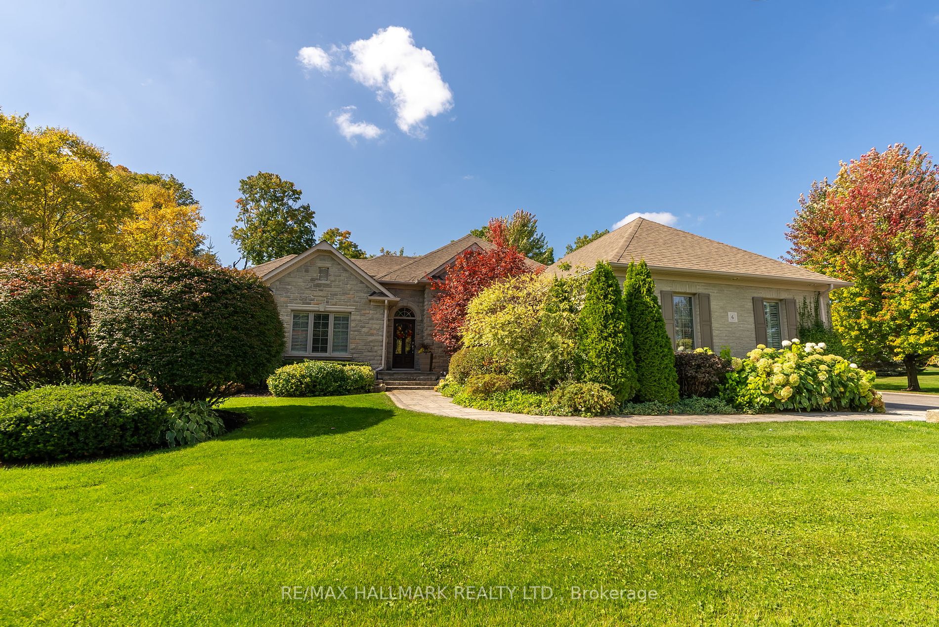 6 Wilson House Dr