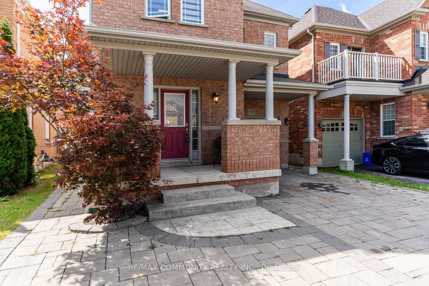 19 Thackery Dr