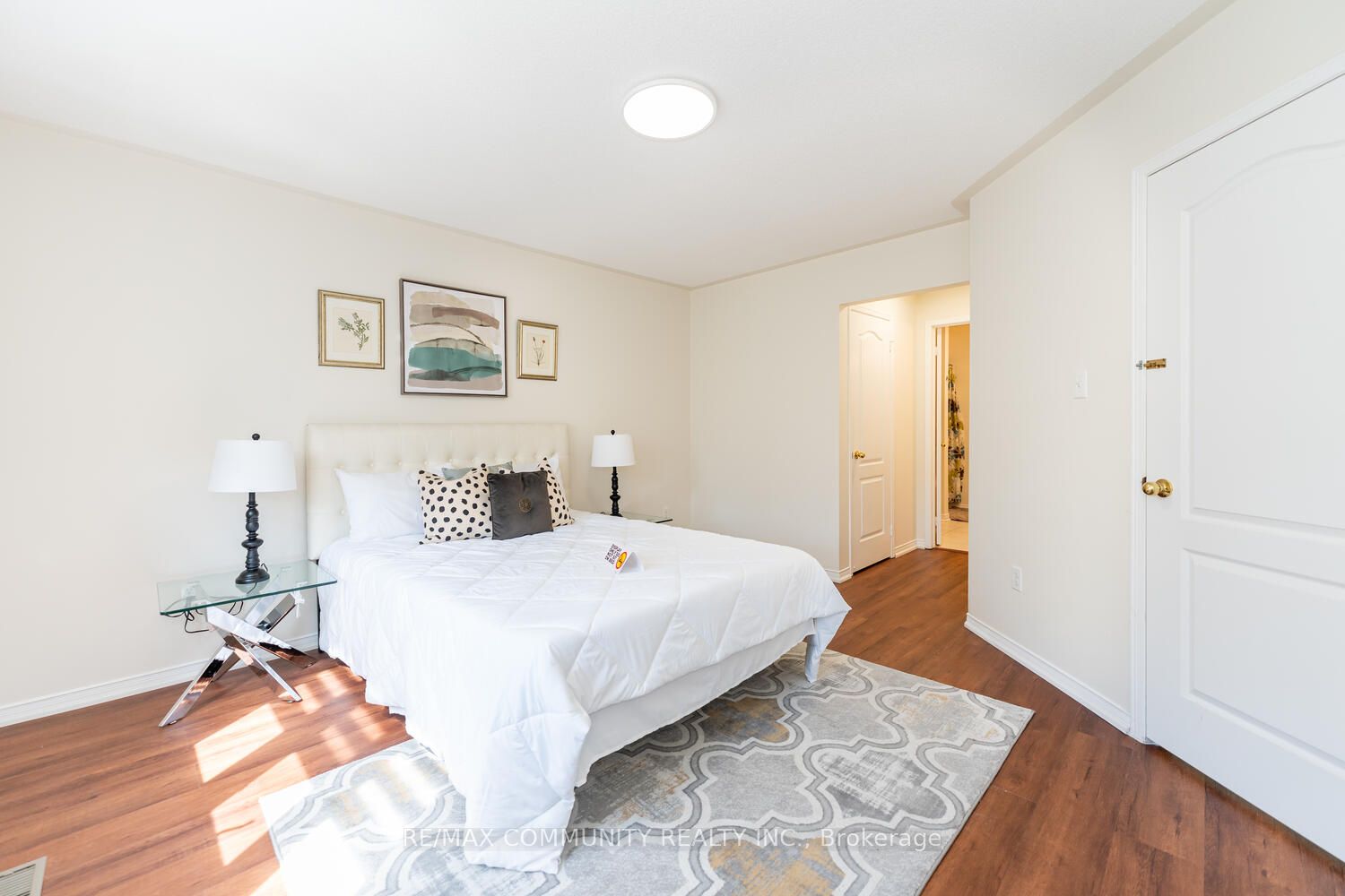 19 Thackery Dr