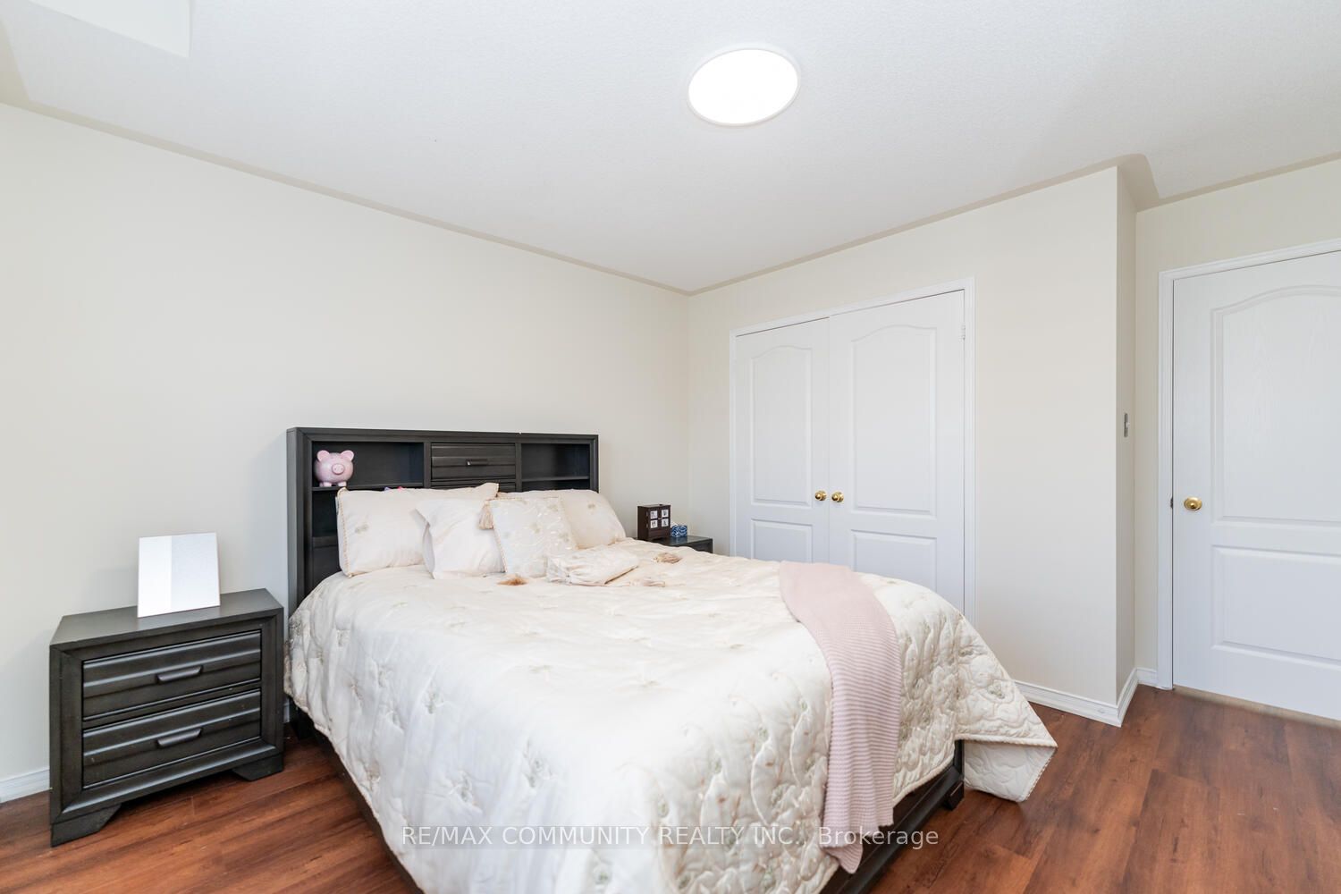19 Thackery Dr