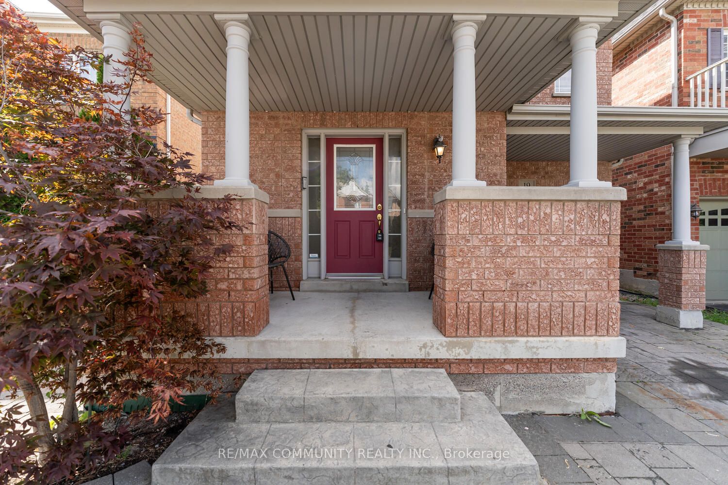 19 Thackery Dr