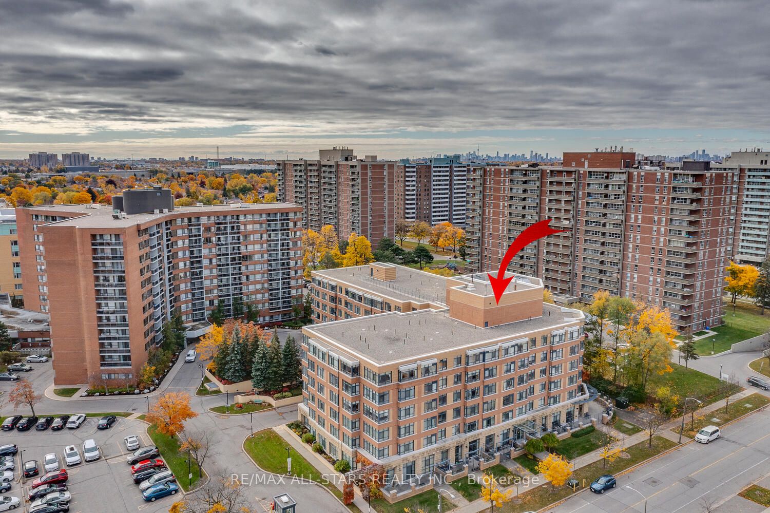 115 Bonis Ave, #413