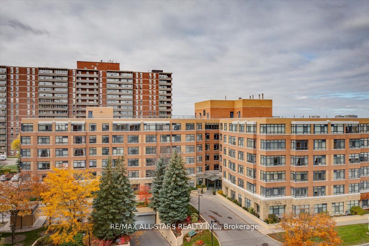 115 Bonis Ave, #413