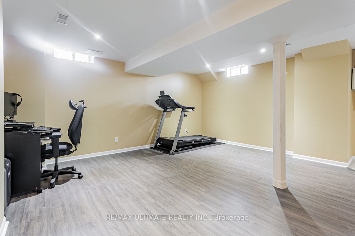 14 Palomino Pl