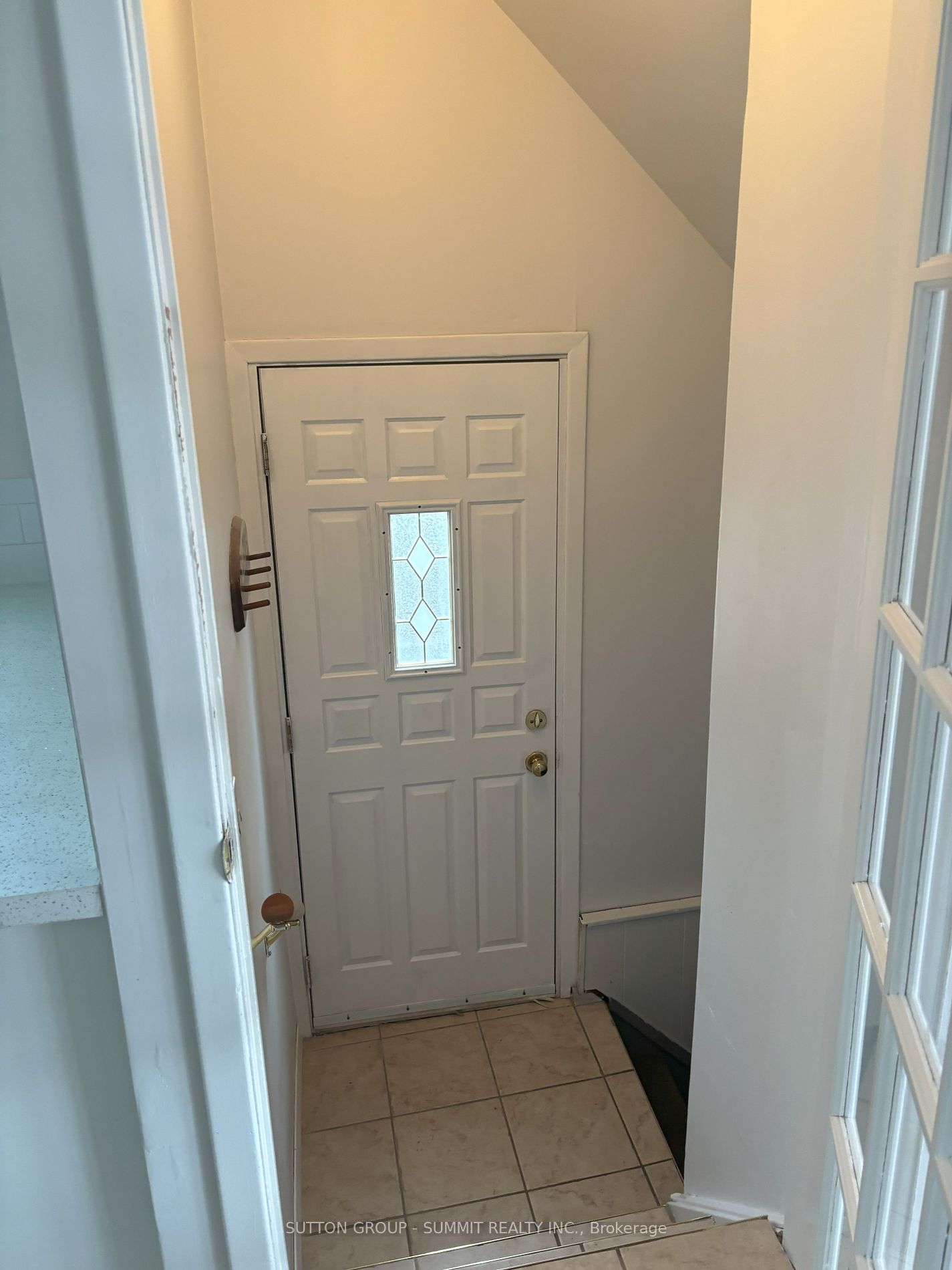 382 Kinmount Cres