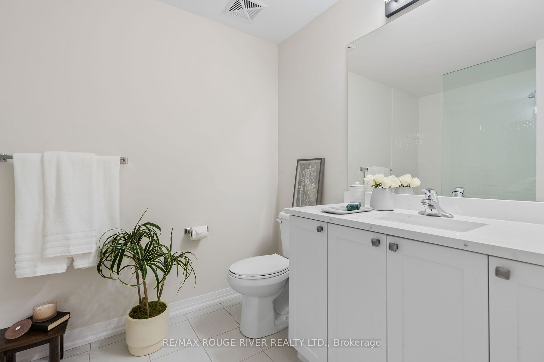 65 Shipway Avenue, #111