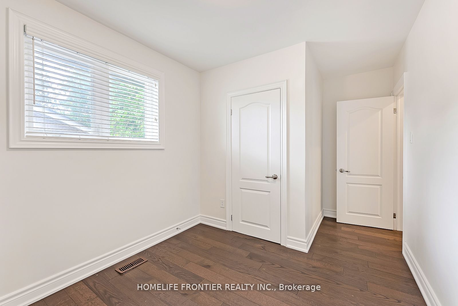 45 Mountland Dr